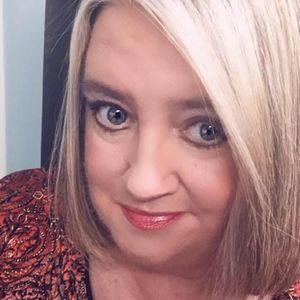 Meet your Posher, Pamela